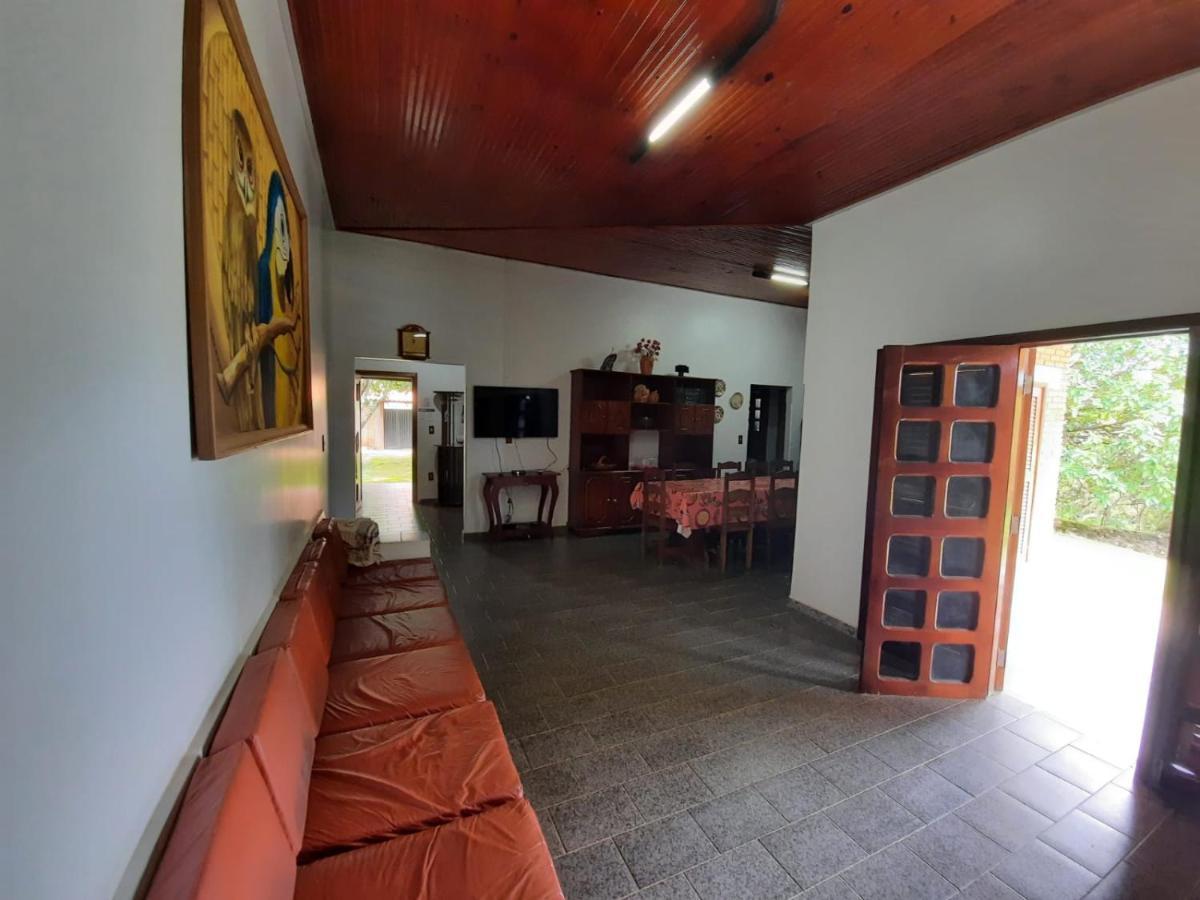 Вілла Chacara Charbella Tres Ranchos Екстер'єр фото